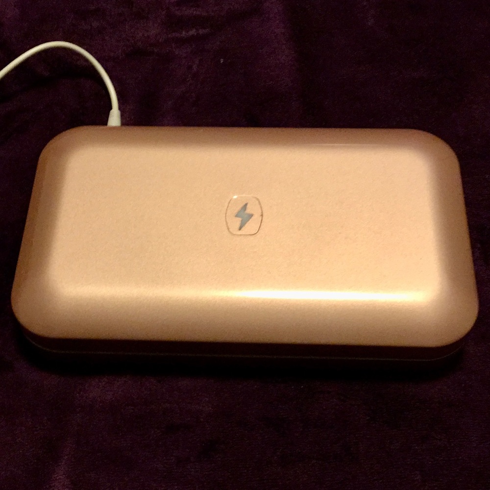 PhoneSoap 3 UV Cell Phone Sanitizer & Dual Universal Cell Phone Charger Box